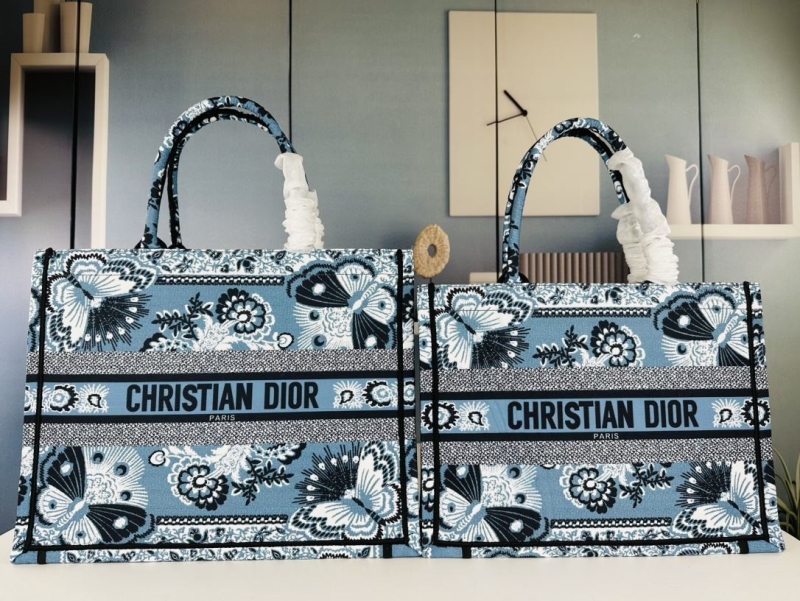 Dior Shopping Bags